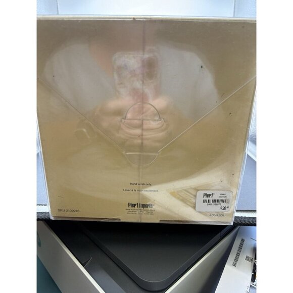 Vintage Pier 1 -Set of 4 - Red Swirl Line Flute Glass - Picture 5 of 5